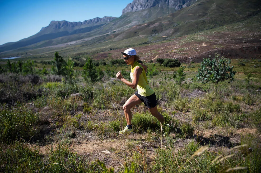 Trail Running Flexible Desert Cap - Black